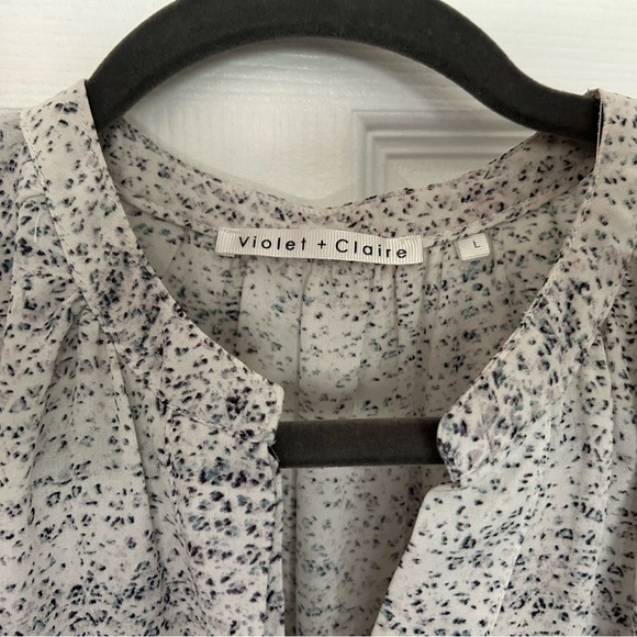 Violet & Claire Black and White Patterned Blouse - Picture 2 of 5